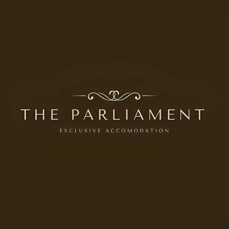 The Parliament - Exclusive Accommodation โรม ภายนอก รูปภาพ